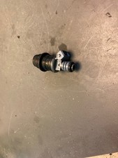 243853 Einspritzdüse VW Golf II (19E) 280150902 1.8 GTI 