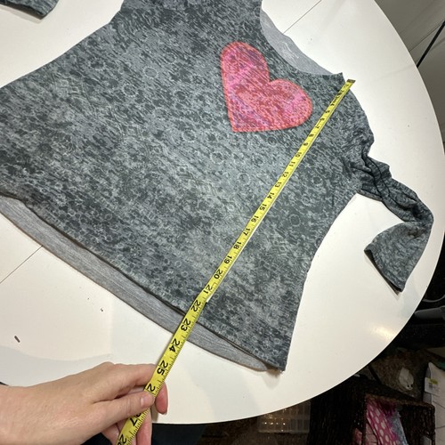 345. Coldwater Creek grau/rosa Herz gefüttert Tee Langarmshirt Gr. PM - Bild 6 von 9
