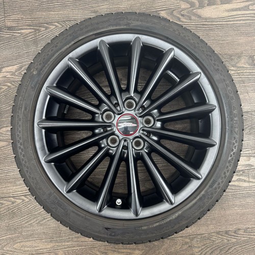 Original MINI JCW F55 F56 F57 17 Zoll Alufelgen Winterräder 5.5-7.5mm DOT23 6... - Bild 6 von 10