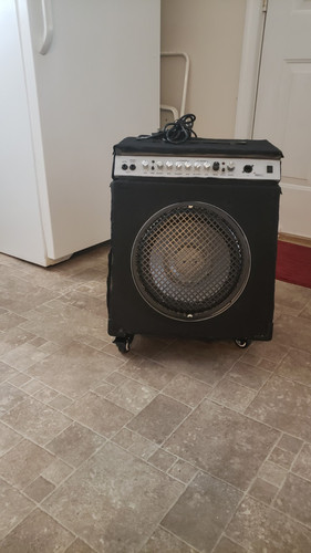 Laney RBH 700 bass guitar amplifier combo 300watt