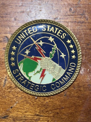 United States Strategic Command Commander Marine Challenge Coin - Picture 5 of 8