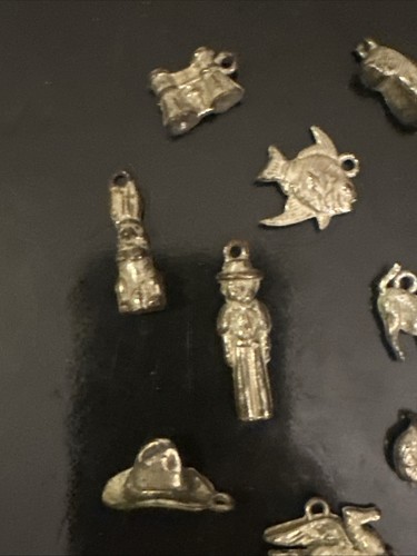 Vintage Lot Cracker Jack Gumball Prize Toy Charm Metal 1930-1980 Various Prizes - Picture 7 of 9