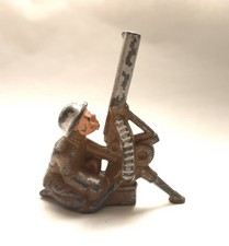 VINTAGE 1930s BARCLAY MANOIL LEAD WWI ARMY TOY 5 ANTI AIRCRAFT METAL US SOLDIER