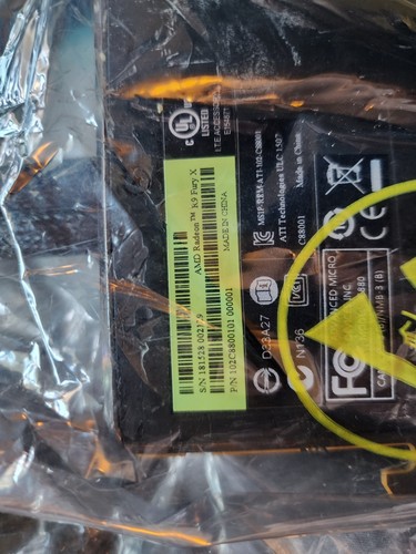 AMD Radeon R9 FURY X LIQUID COOLED GRAPHICS CARD - Picture 2 of 4