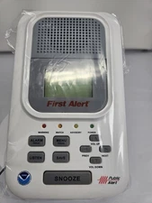 First Alert WX-150 Weather Alert Radio Works Clean Battery Backup Survival 
