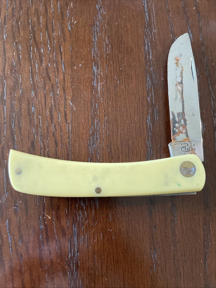 Vintage Yellow Case Pocket Knife No Box - Image 2 of 2