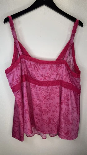 Torrid 3 (3X) Sexy Pink Silky Betsey Johnson Lace Inset Busty Cami Tank Top NWT - Picture 4 of 8