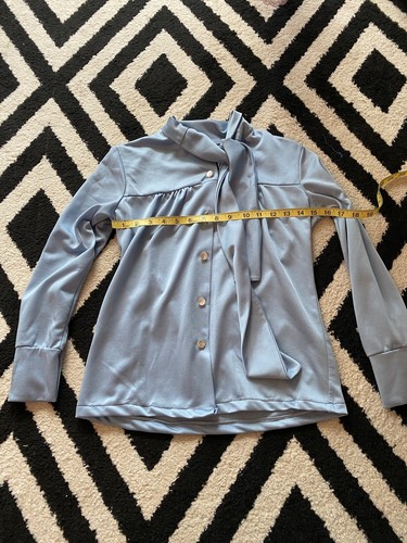 Blusa Vintage Años 70 Azul Metálico Cuello Atado Talla XS - Imagen 4 de 5