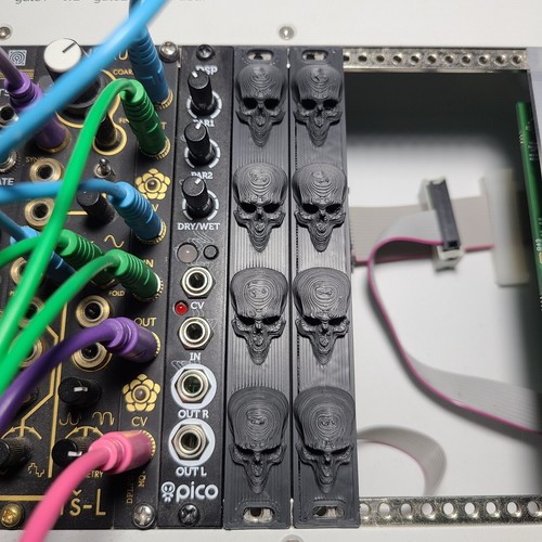 3hp Eurorack 4 Skull Panel 3D Printed Blank Panel Decoration Plastc (Black) - Picture 1 of 5