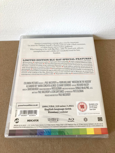 MOSCOW ON THE HUDSON Ltd Ed w/Book (Non-USA REGION B Blu-Ray) Indicator PLS READ - Picture 2 of 2