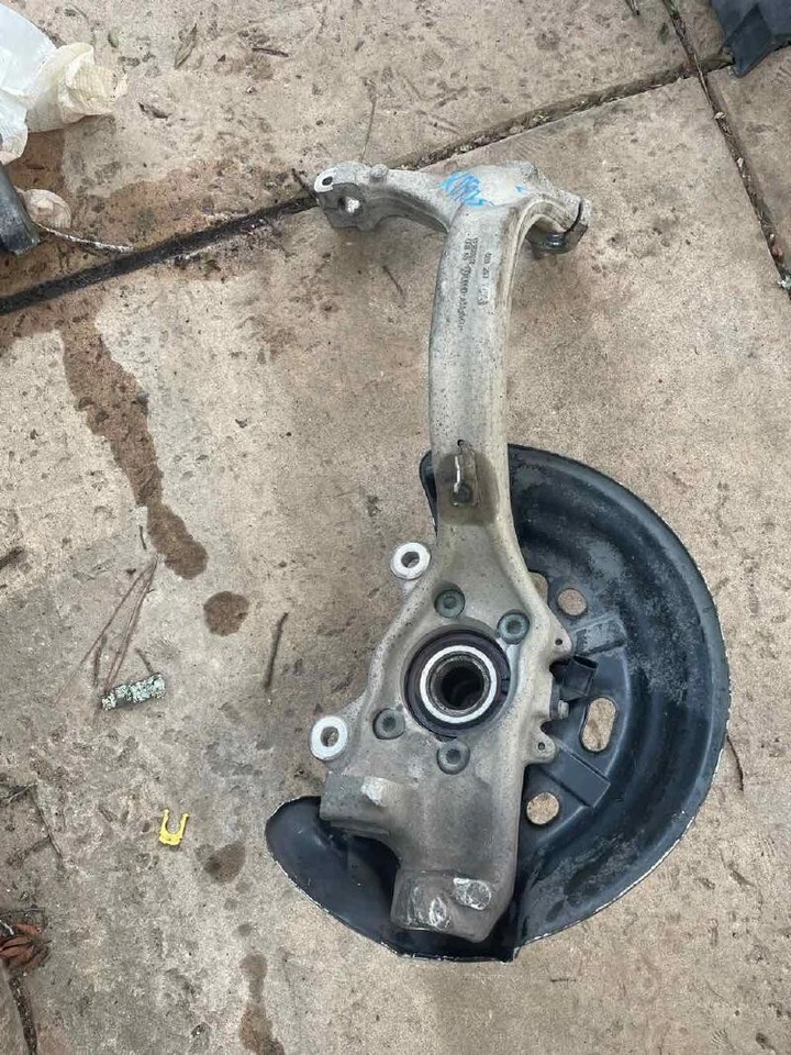 Conjunto de nudillo de husillo delantero izquierdo Audi A8 2004-2010 OEM Foto 2 de 2