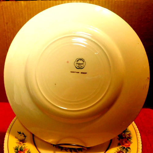 Ambassador Ware~Hampton Court Ware Simpson Pottery 8Pc. Dinner 10 3/4" Plate - Picture 11 of 12