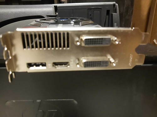 SAPPHIRE AMD Radeon HD6850 Graphic Card 1G GDDR5 PCI-E DL-DVI-I+SL-DVI-D/HDMI/DP - Picture 6 of 6