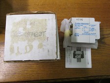 NEW NOS Cutler Hammer C320TM30T Solid State Time Delay Relay 3-30 Second Range