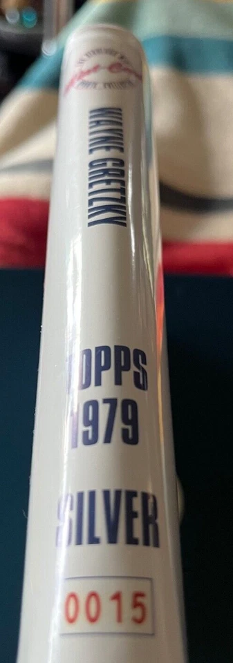 79 Topps #18 Highland Mint WAYNE GRETZKY 4.25 Troy Oz. Silver EXT-LOW# 0015/1000 - Image 4 of 4