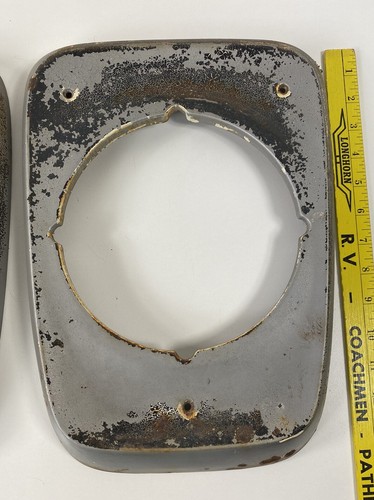 VTG OEM Ford 1973 1977 Truck F500 Headlight Bezels 1974 1975 1976 Medium Duty - Foto 6 di 11
