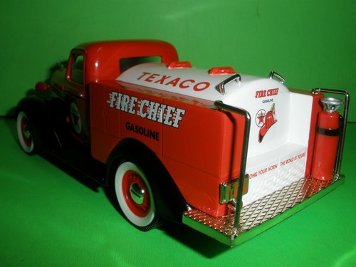 1936 DODGE TANKER TRUCK TEXACO #2 in SERIES Liberty Classics SpeCast 1/25 C - Picture 4 of 12
