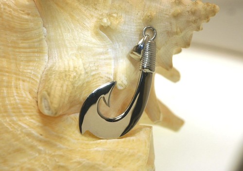 23MM SOLID TUNGSTEN GENUINE INLAID KOA WOOD HAWAIIAN MAKAU FISH HOOK PENDANT LF - Picture 3 of 9