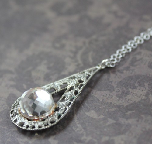 Vintage Silver Tone Filigree Rhinestone Pendant Necklace - Picture 4 of 5