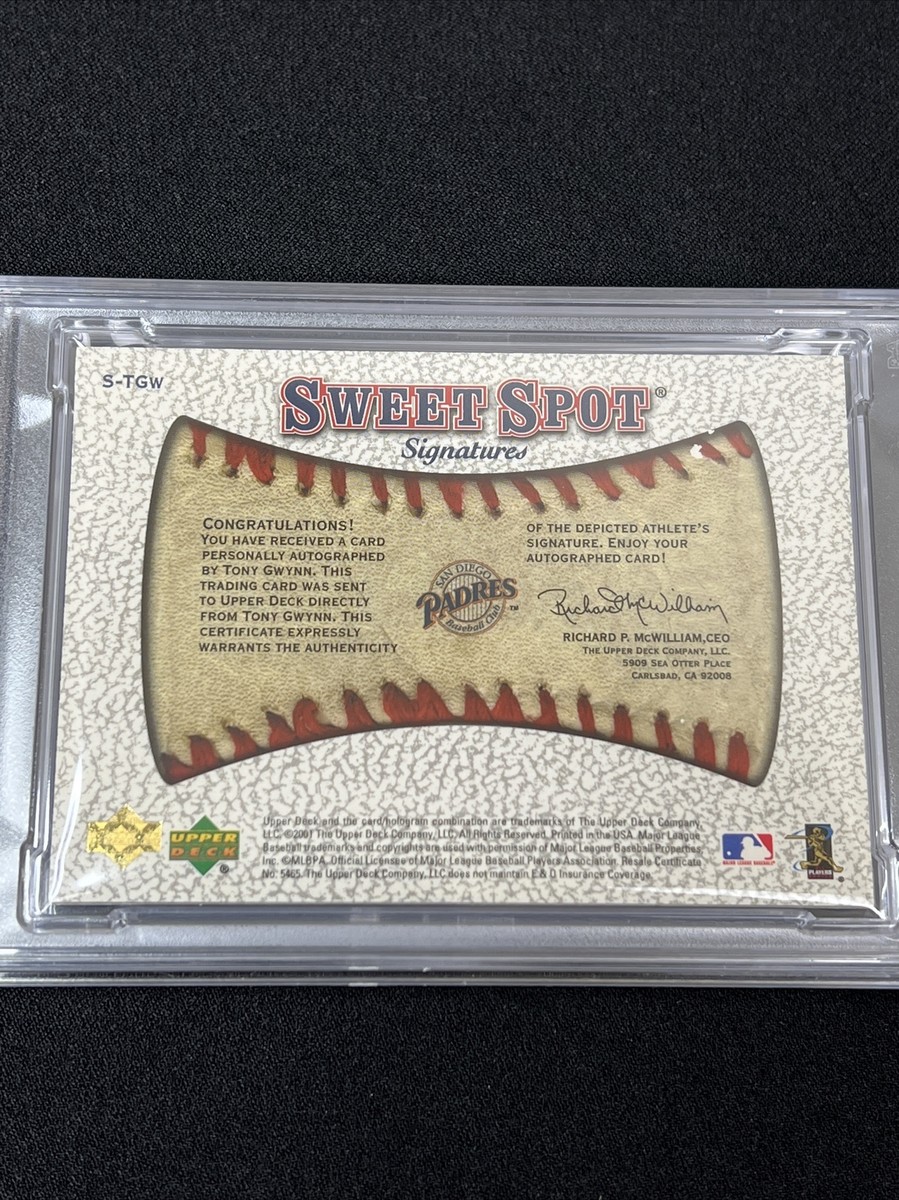2001 Upper Deck Sweet Spot - Signatures Tony Gwynn #S-TGW (AU) for