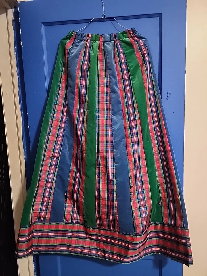 Falda De Colección Mr. Hank Hecha en EE. UU. Terciopelo Cuadros Tafetán Verde Rojo Cintura Alta S Foto 2 de 4