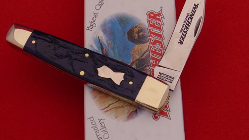 Winchester USA Model 2913 1/2 Dark Blue Jigged Bone Hourglass Moose Pocket Knife - Picture 3 of 10