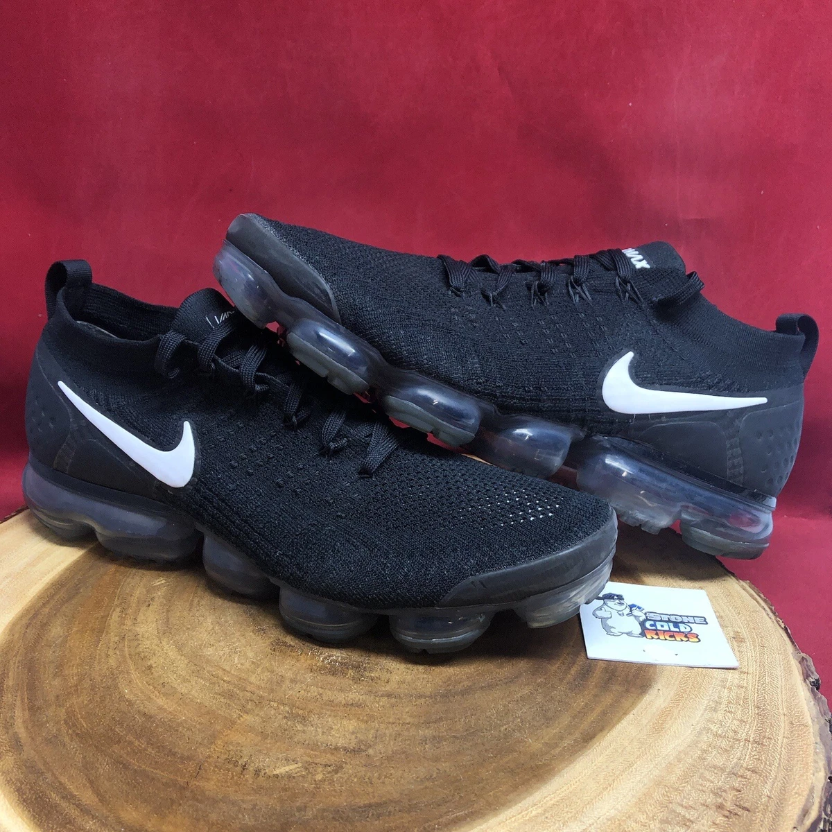 Nike air vapormax flyknit black with white tick top