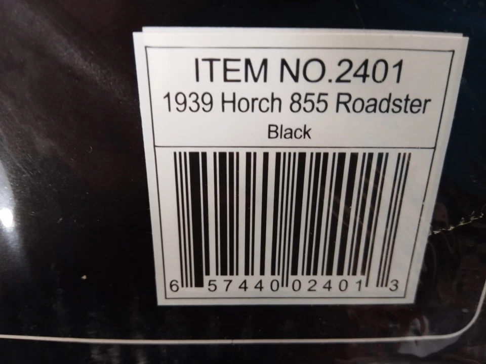 Sunstar Horch 855 Roadster black 1939 1/18 2401 - Immagine 3 di 3