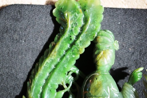 A082 Una talla de jade espinaca de una diosa celestial siglo XX - Imagen 9 de 11