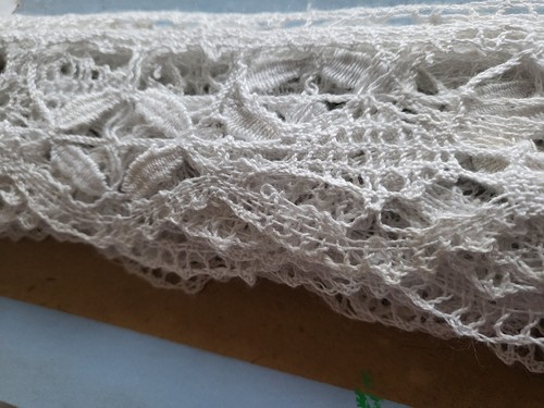 Très large dentelle ancienne main grande longueur 9 mètres 30 sur 5,7 cm B4 - Picture 2 of 6