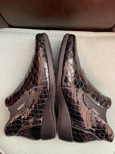 MEPHISTO CEREN BLACK PATENT LEATHER FAUX CROC WEDGE BOOTIES $398 US SIZE 9 $398 - Picture 3 of 7