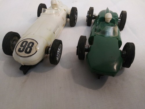 SEARS ROEBUCK. ALLSTATE VINTAGE 1960'S COMPETITION "8" SLOT ROAD RACING SET - Picture 6 of 12