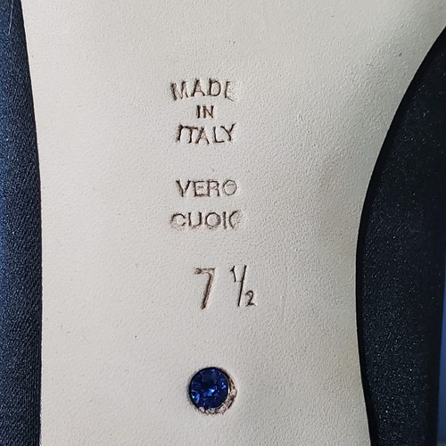Something Bleu Womens Italian Pointed Toe Kitten Heel Shoes Black 7.5 - Picture 15 of 18