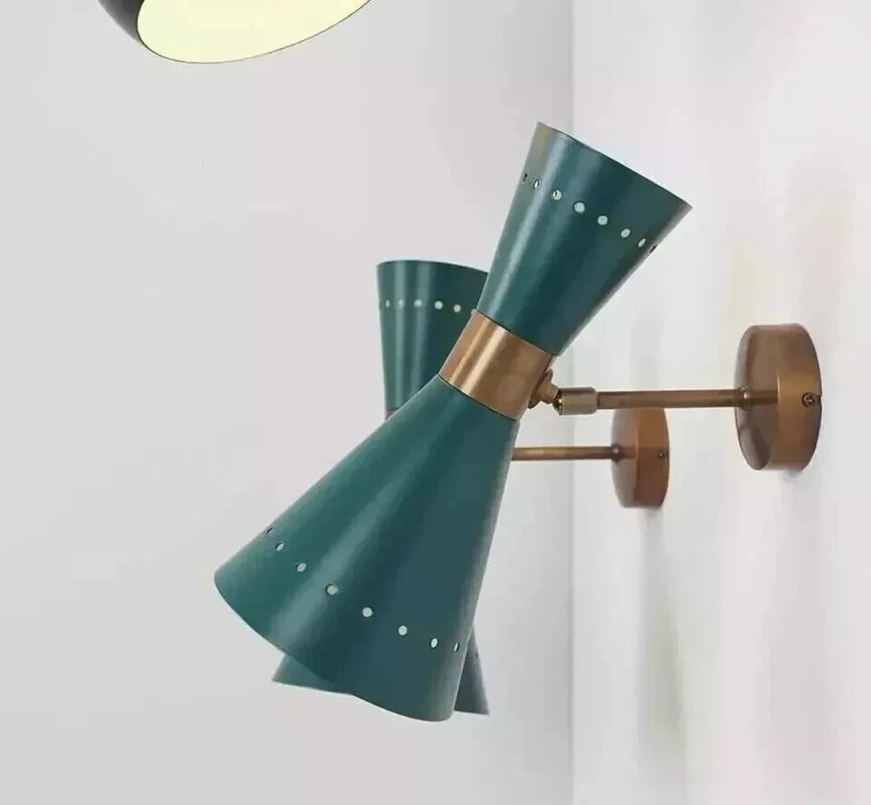 Aplique de pared de latón estilo 1950 Diabolo lámpara de pared italiana Foto 3 de 4
