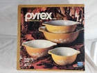 EST - NEW Vintage Pyrex Butterfly Gold 4 Piece Mixing Bowl Set 440-4-N SEALED