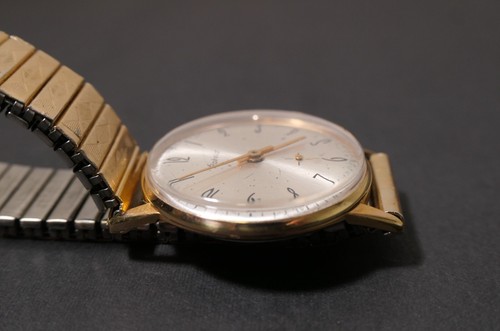 Raketa Russian Soviet vintage genuine mechanical wristwatch. Gold-plated. - Picture 9 of 12