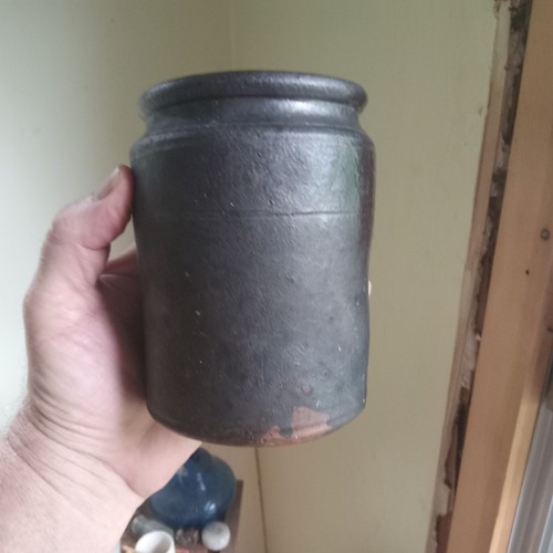 1860s SMALL STONEWARE JAR WITH DARK SLIP GLAZE HAND THROWN POTTERY - Picture 7 of 7