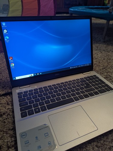 Dell Laptop Intel Core i5 8th Gen 15.6" Screen Windows 10 With Power Cord - Picture 8 of 9