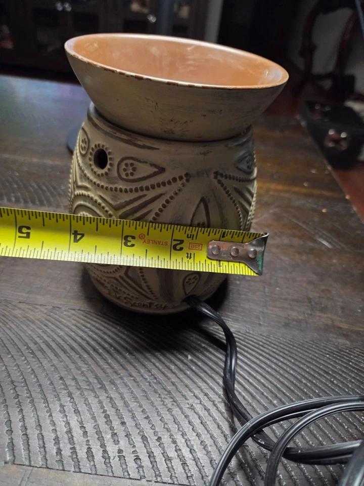 Scentsy Warmer (Full-Size) Beige Tan Swirl Pattern Retired - Image 3 of 4