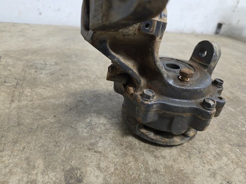2007 Kubota RTV 900 Front Right Hub Knuckle K7561-18512 - Picture 13 of 14