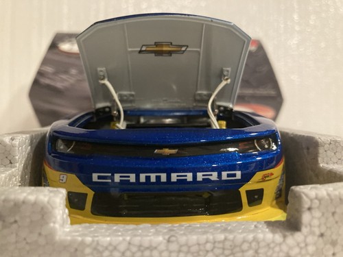 CHASE ELLIOTT 2014 RARE #9 NAPA ROOKIE YEAR CAMARO 1/24 1ST NAPA ELITE AUTOGRAPH - Picture 3 of 18