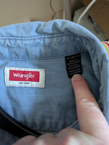 Wrangler Men's XL Short Sleeve Chambray Denim Shirt Blue Casual Button Up - Picture 3 of 6