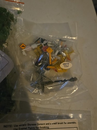 HO SCALE SCENERY AND BRIDGE LOT - Bild 7 von 10