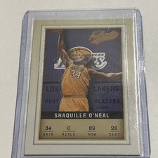 2001-02 Fleer Authentix Shaquille O'Neal #89 Los Angeles Lakers