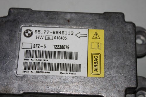 OEM 2004 BMW 5 Series E60 525i 530i 545i Center Vehicle Sensor Control Module - Picture 2 of 7