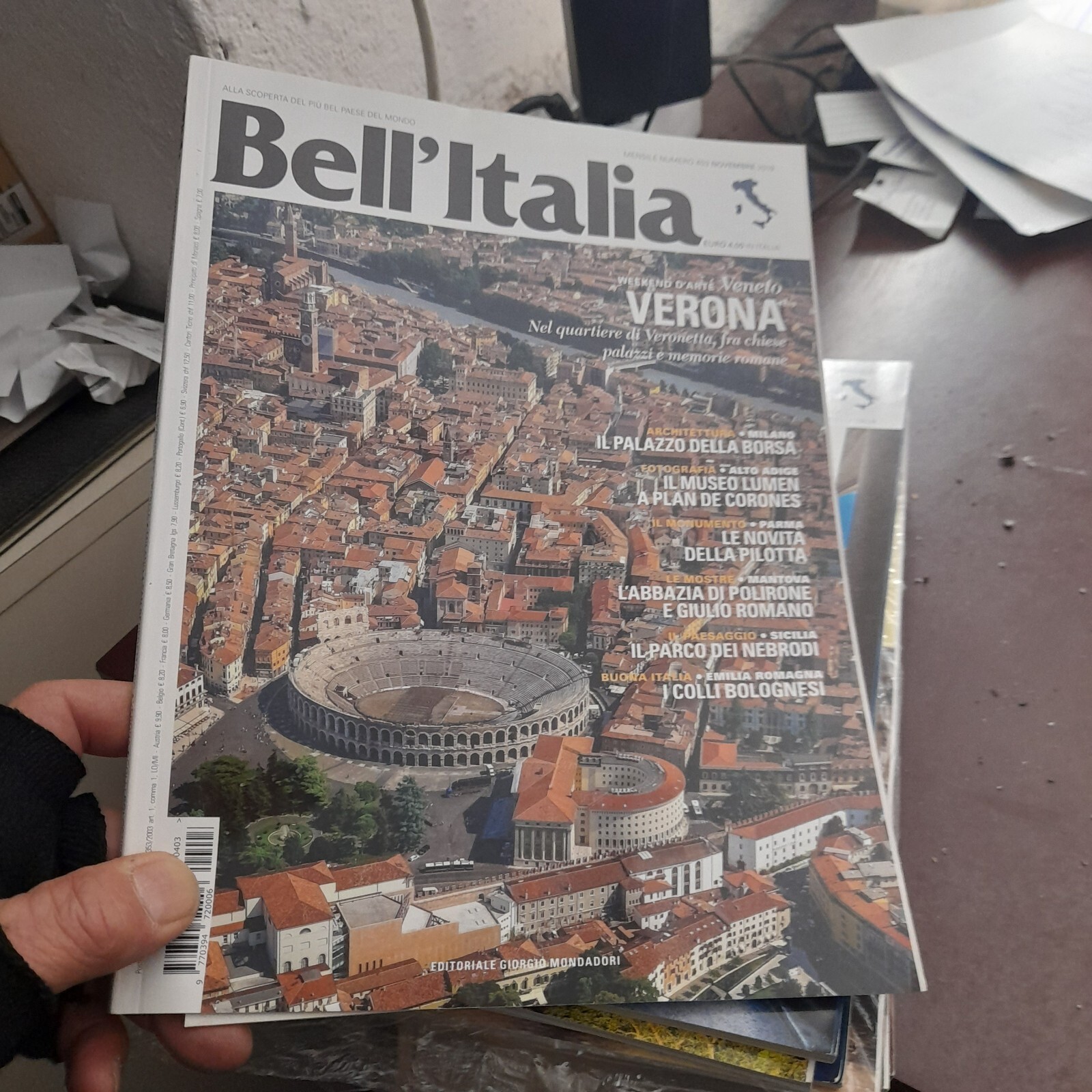 Foto 1 di 2
