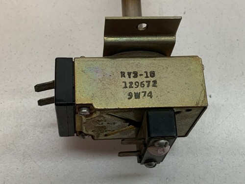 Robertshaw RT3-10 Thermostat 129672 - Picture 2 of 3