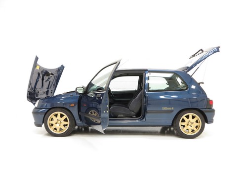 An Exceptional Renault Clio Williams 2 with Only 55,113 Miles from New. - Picture 7 of 12