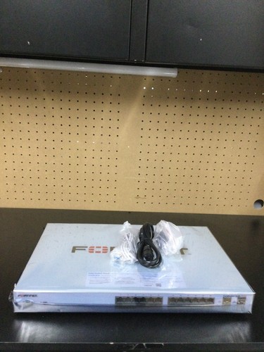 NEW Fortinet FortiSwitch FS-124E-F-POE / FS-124E-POE 24 port managed netwroking - Picture 3 of 4