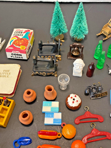 Vintage Miniature Figure Miscellaneous Lot - Picture 9 of 10